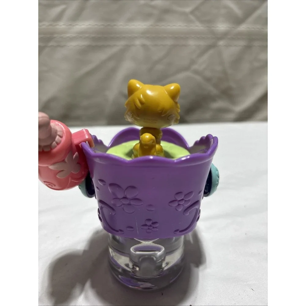 LPS Littlest Pet Shop Rare 2005 First Gen Magnetic Magic Motion Yellow Cat